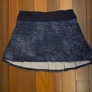 Lululemon “ skort”